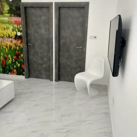 2 Brothers לימסול