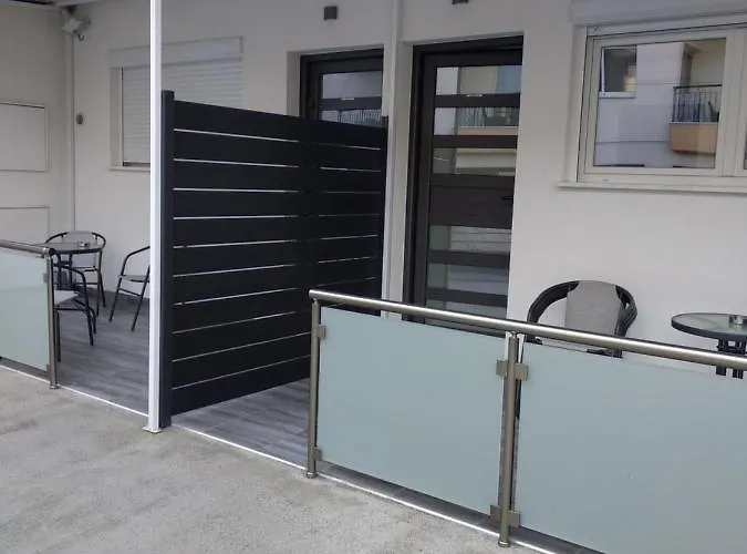 2 Brothers リマソール