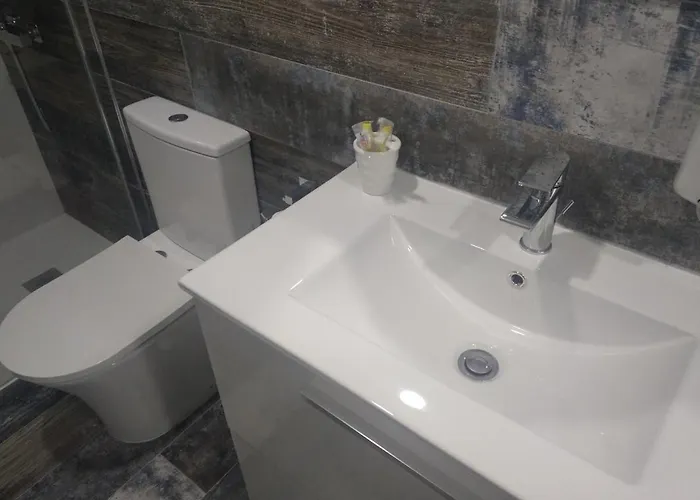 2 Brothers * Lemesos